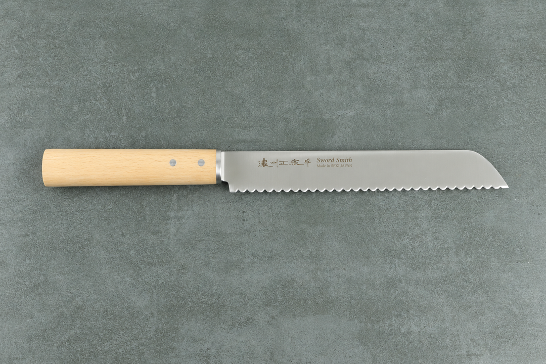 Brotmesser mit Echtholzgriff