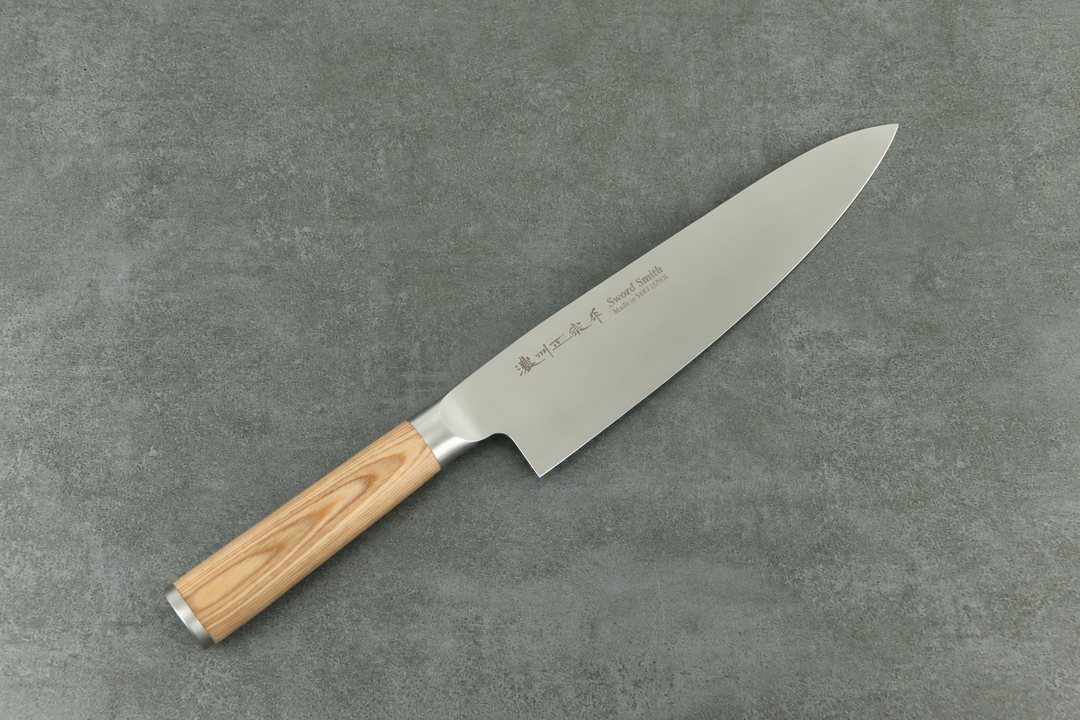 Gyuto Kochmesser mit Holzgriff