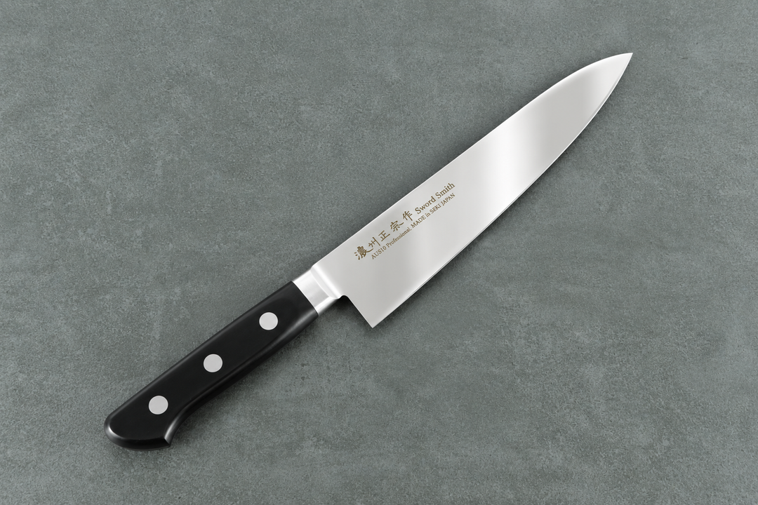 Japanisches Kochmesser Gyuto mit 18cm Klinge und japanischem Messerstahl