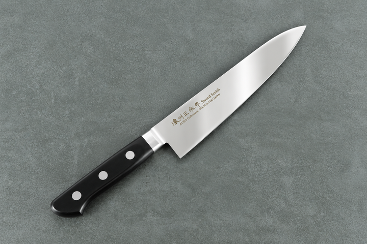Japanisches Kochmesser Gyuto mit 18cm Klinge und japanischem Messerstahl