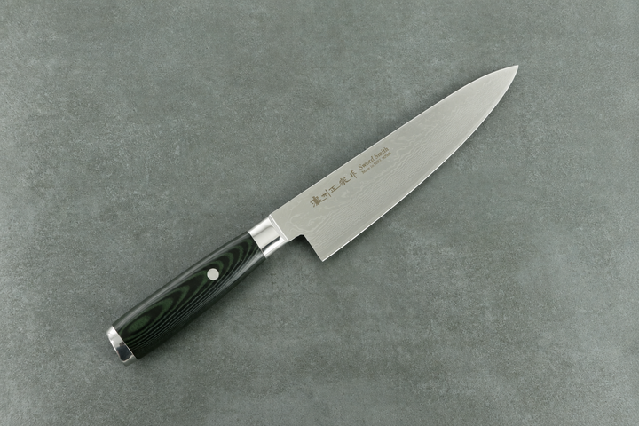 Damast Gyutomesser aus Japan– 21cm Klinge und 69 Schichten Damaststahl