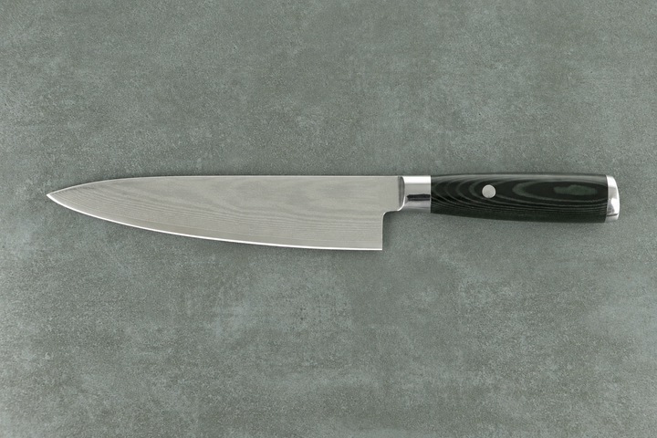Damast Gyutomesser aus Japan– 21cm Klinge und 69 Schichten Damaststahl